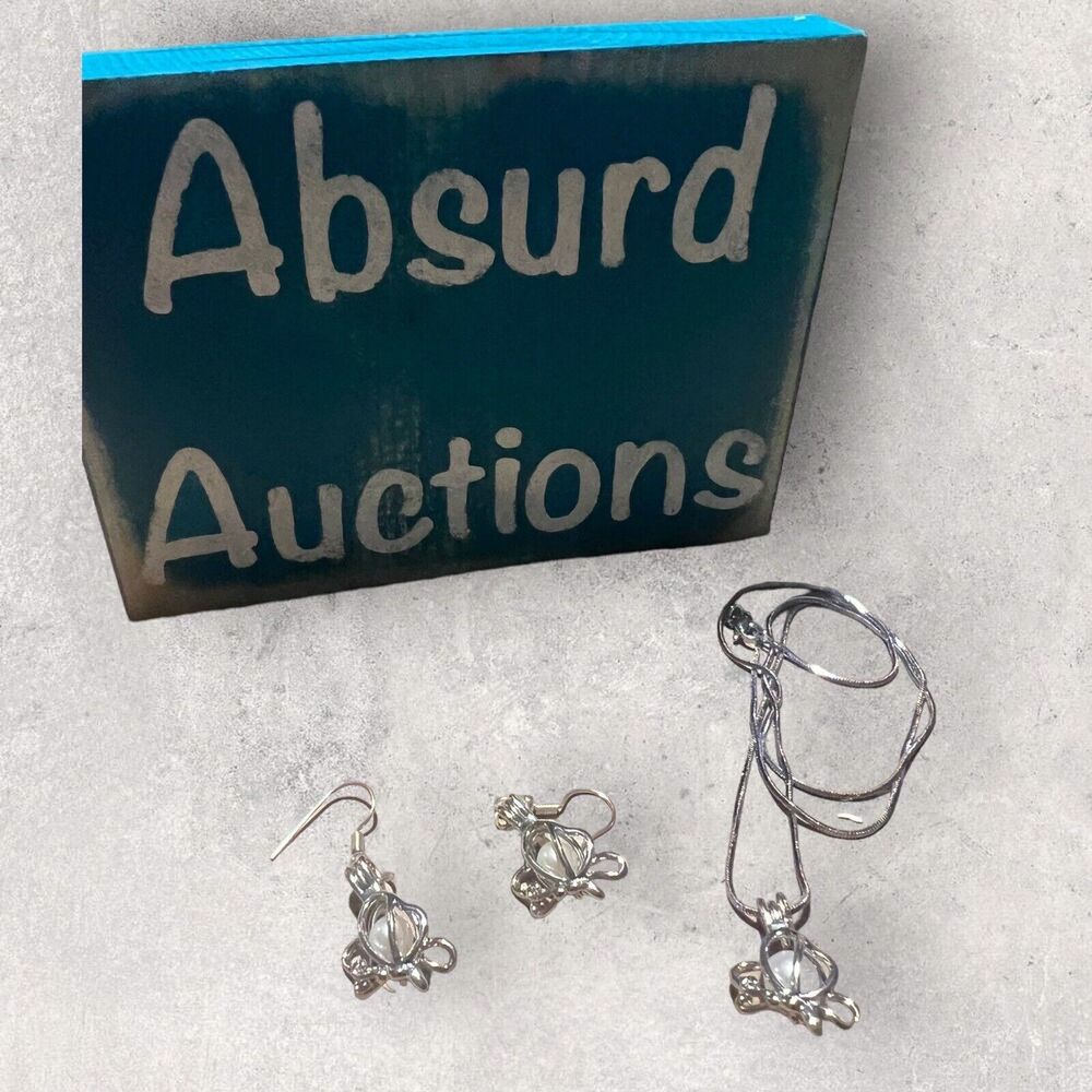 Silver 4 Leaf Shaped Cage Earrings and Pendant Necklace Set with White Pearls